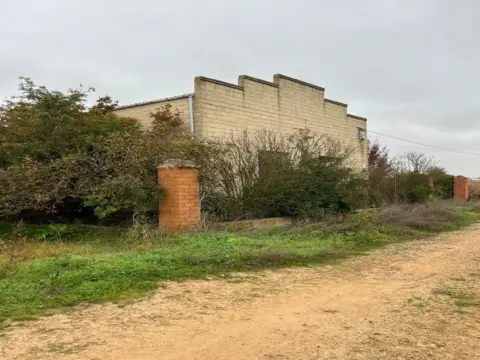 Nave industrial en Carretera León-Astorga, 65